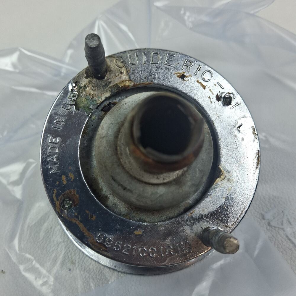 1961-1962 Corvette RH Inboard Inner Tail Light Lamp Housing GM Guide 5952100